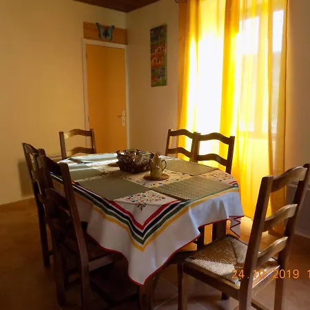 Nyaraló Les Papillons Vrolle